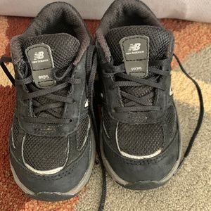 Toddler New Balance 990v5